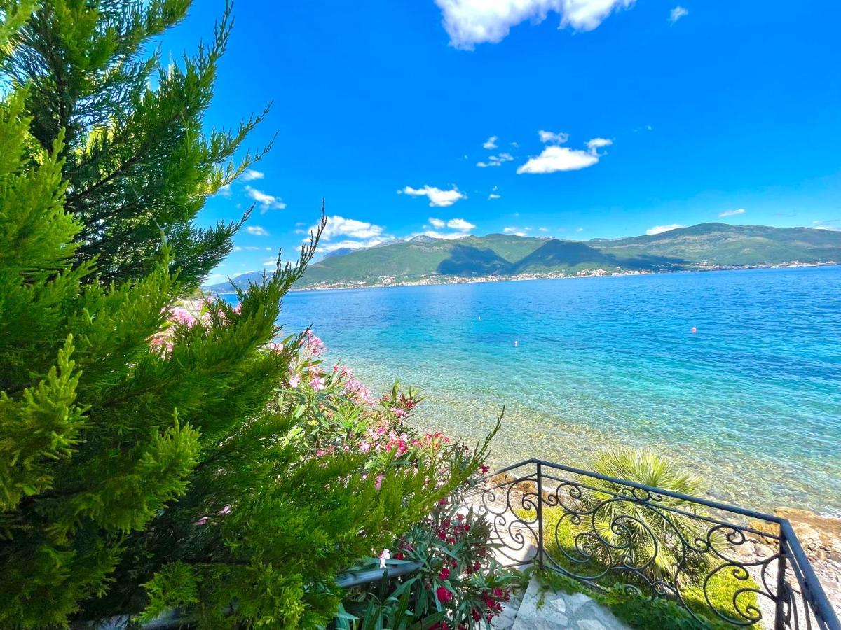Beachfront Villa Pearl Of Adria Krasići 외부 사진
