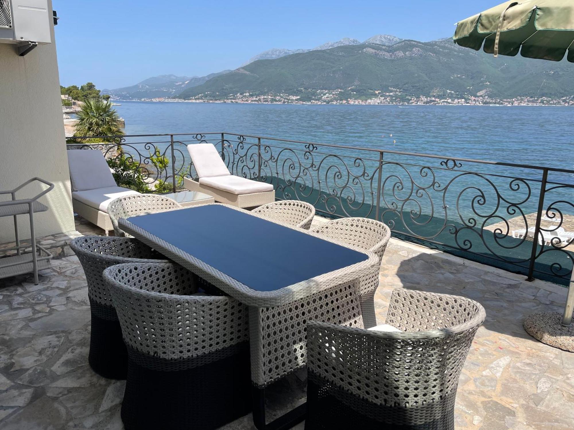 Beachfront Villa Pearl Of Adria Krasići 외부 사진